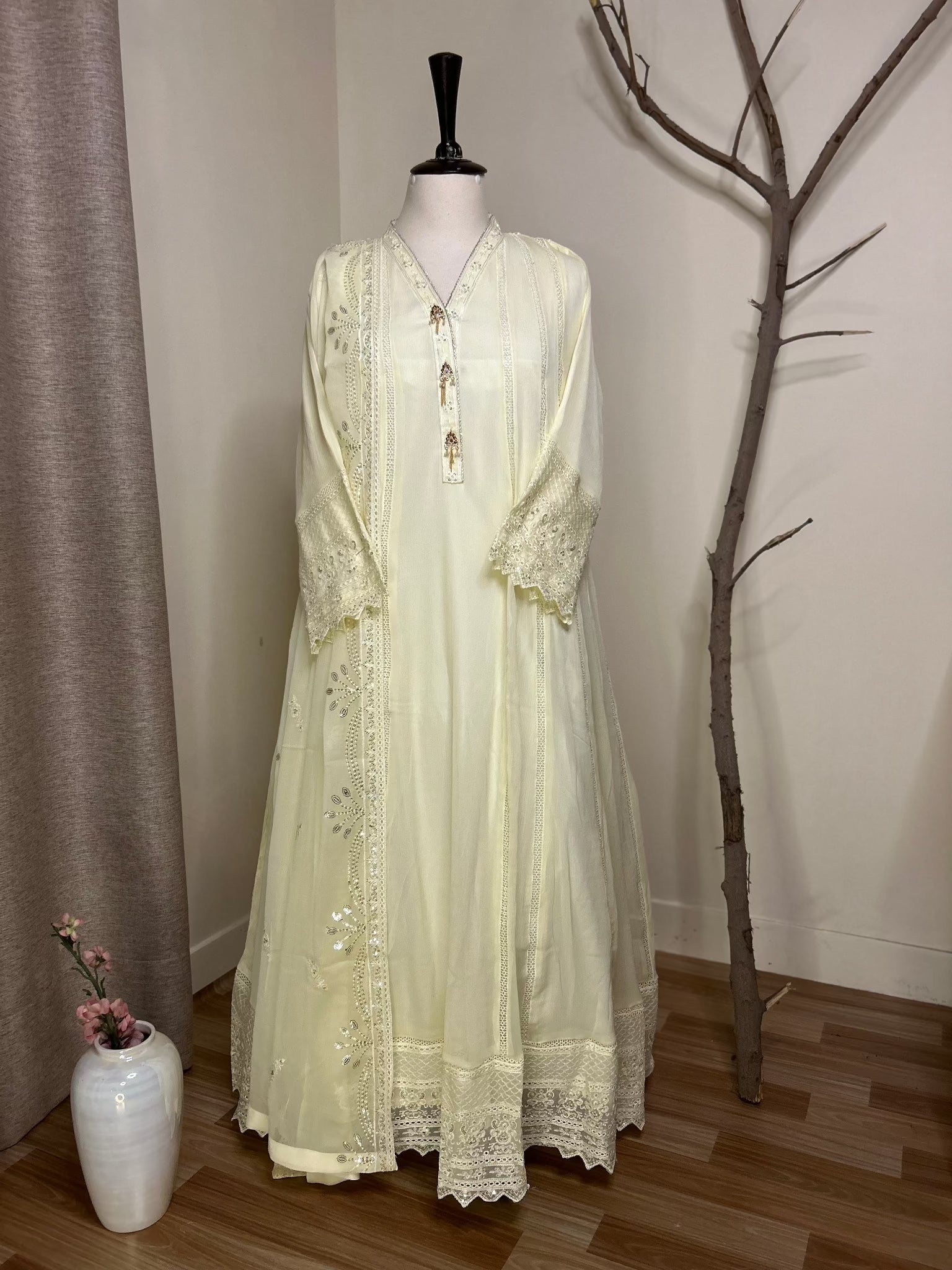 Ivory Chiffon Maxi Dress Complete Look | Zarveil